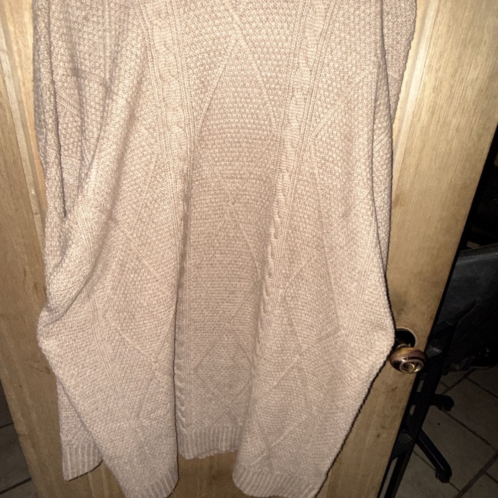 Elegant Beige Women's Poncho